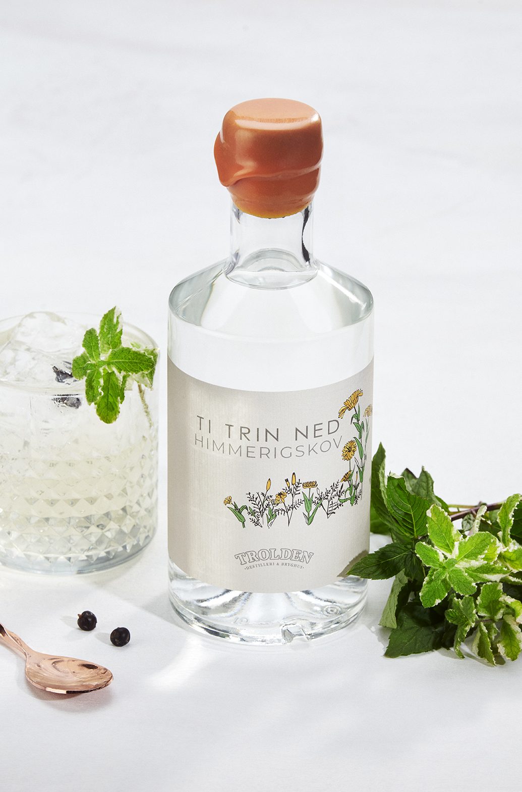 TI TRIN NED Himmerigsskov gin, 50 cl.